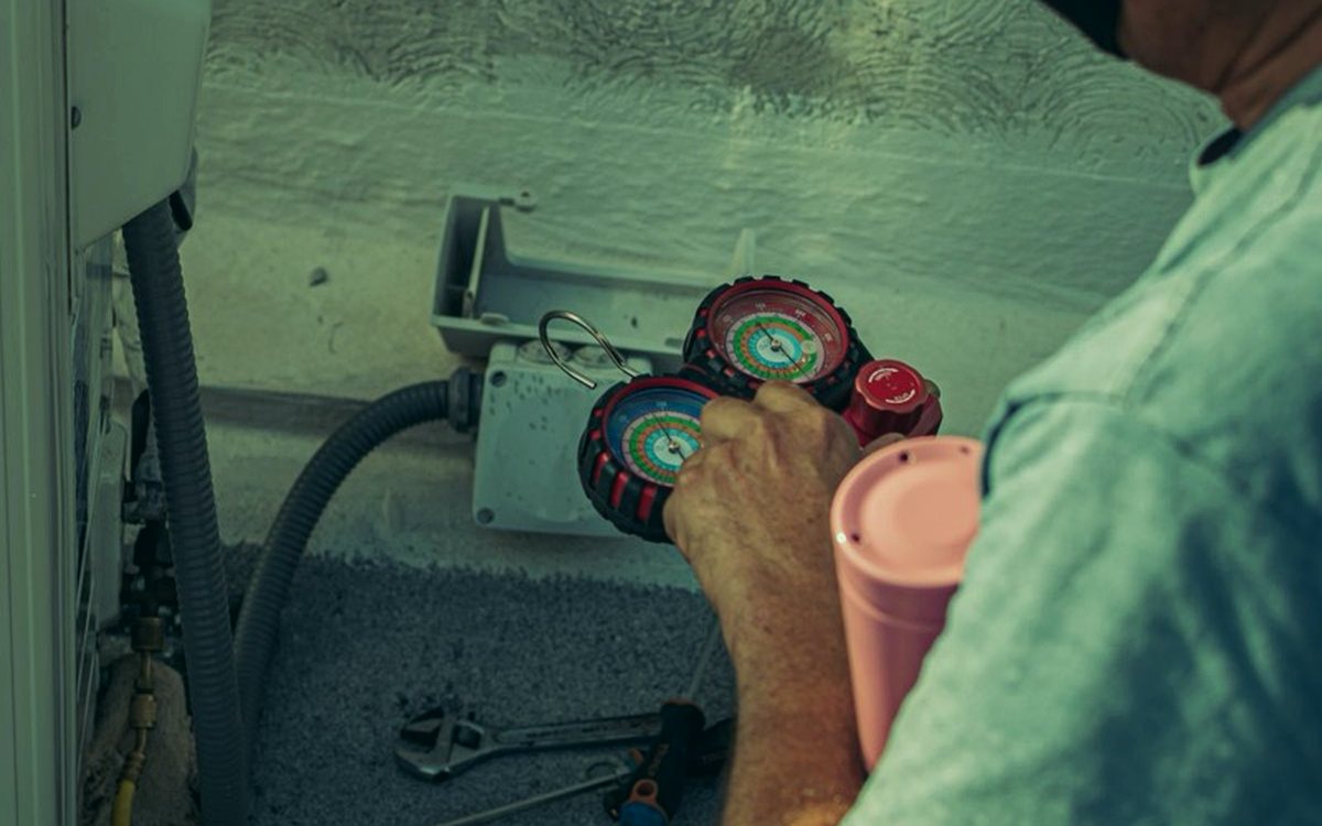 Central AC vs Multi-Split Service Planning inspection and service guide